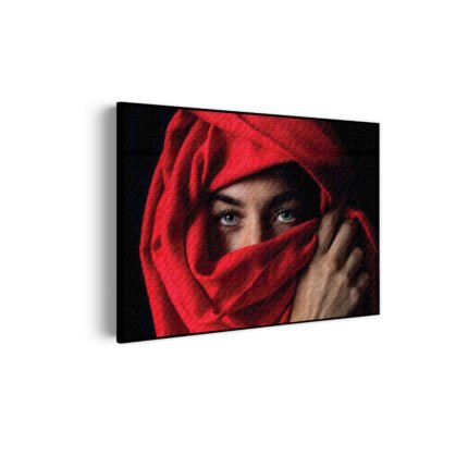 akoestisch-schilderij-jonge-arabische-vrouw-met-rode-hoofddoek-rechthoek-horizontaal_Wecho